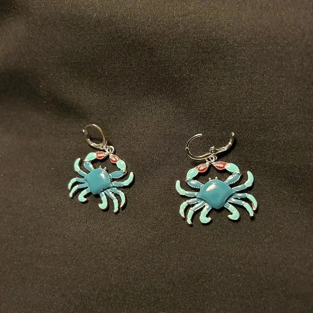 Crab‎ earrings
